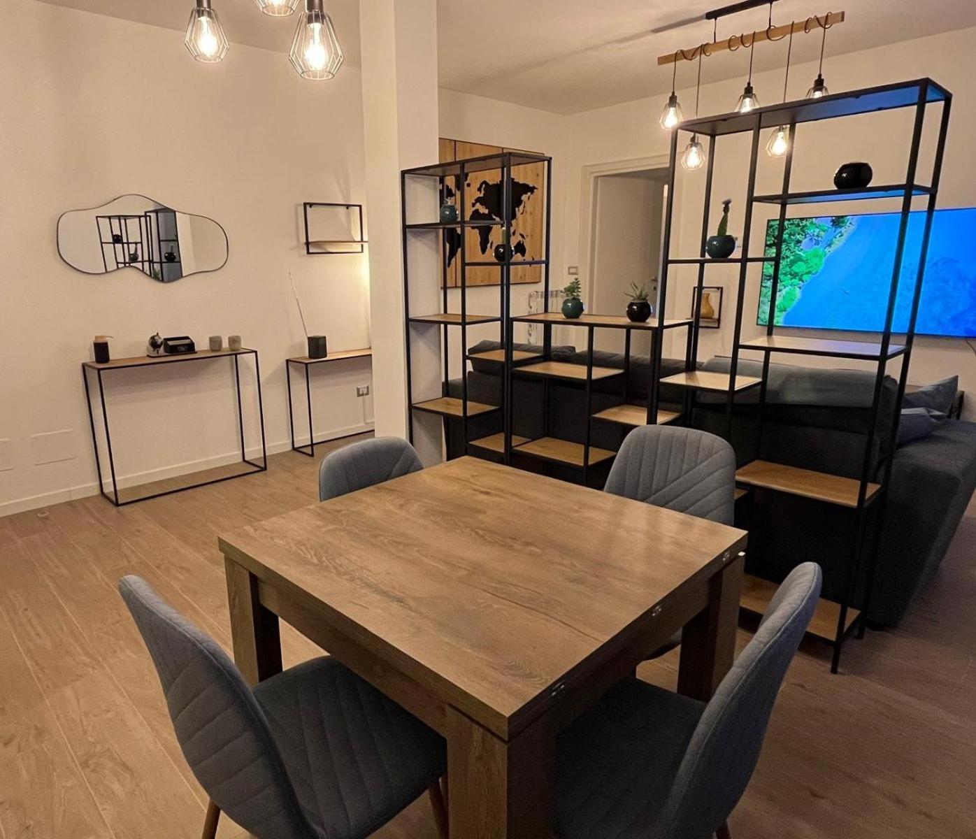 Boutique House La Fenice Пиаченца Екстериор снимка